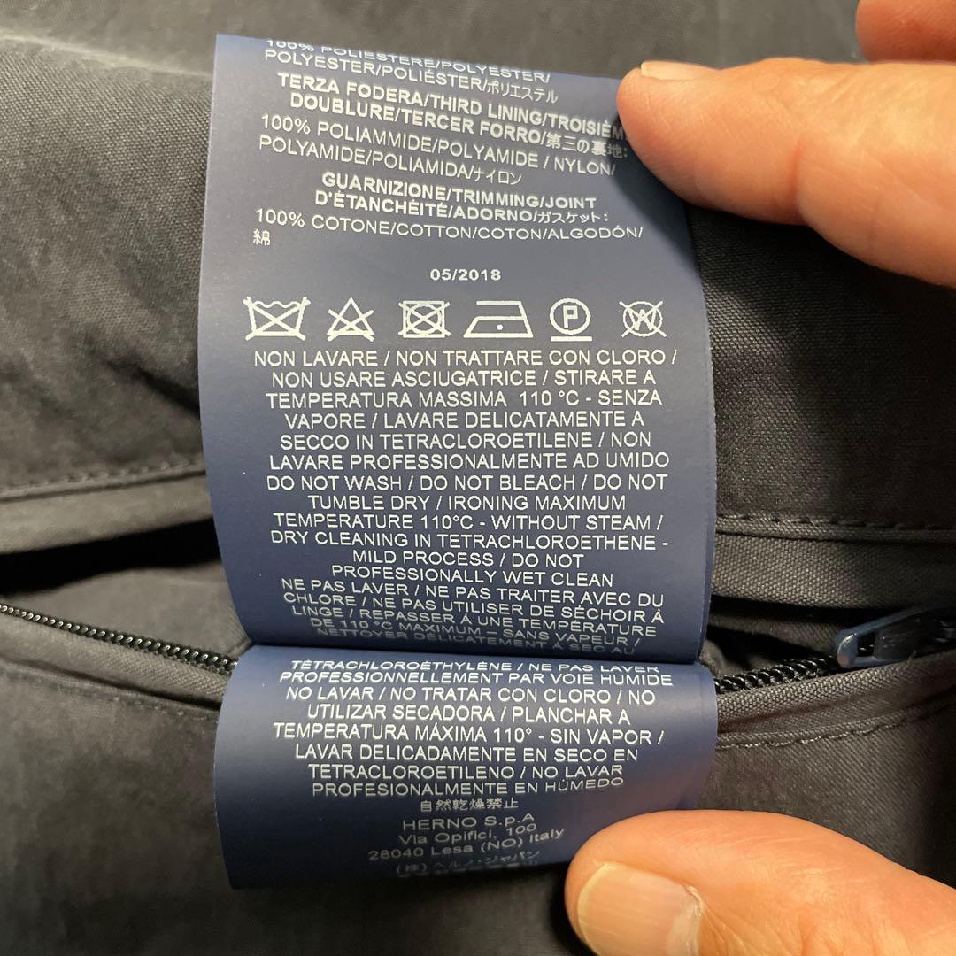 最終値下げ　新品タグ付き　Herno（ヘルノ）　トレンチコート　ネイビー