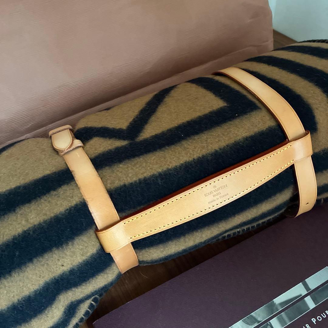値下げ★未使用★ルイヴィトン★ブランケット♪ベルト付き