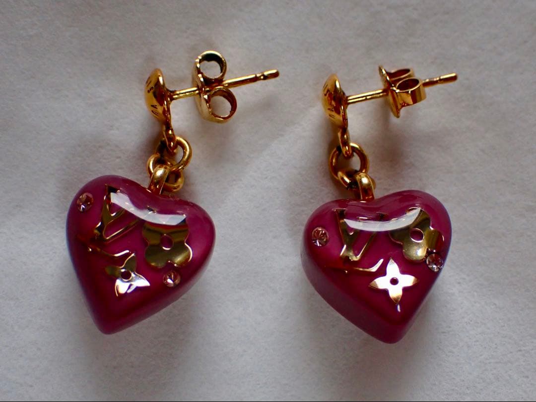 ルイヴィトン ピアス ハート モノグラム パープル 両耳