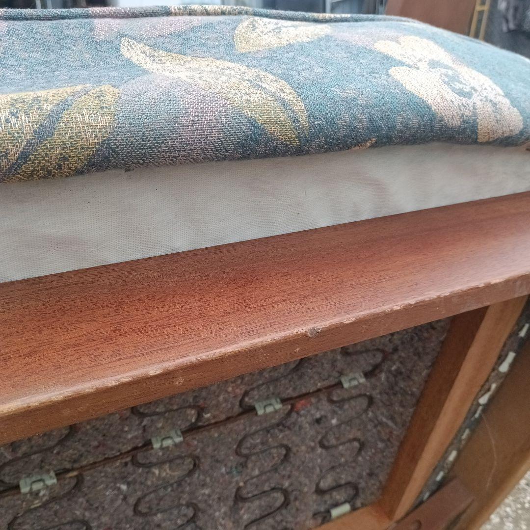 5077）カリモク　２人掛けソファー　難有品