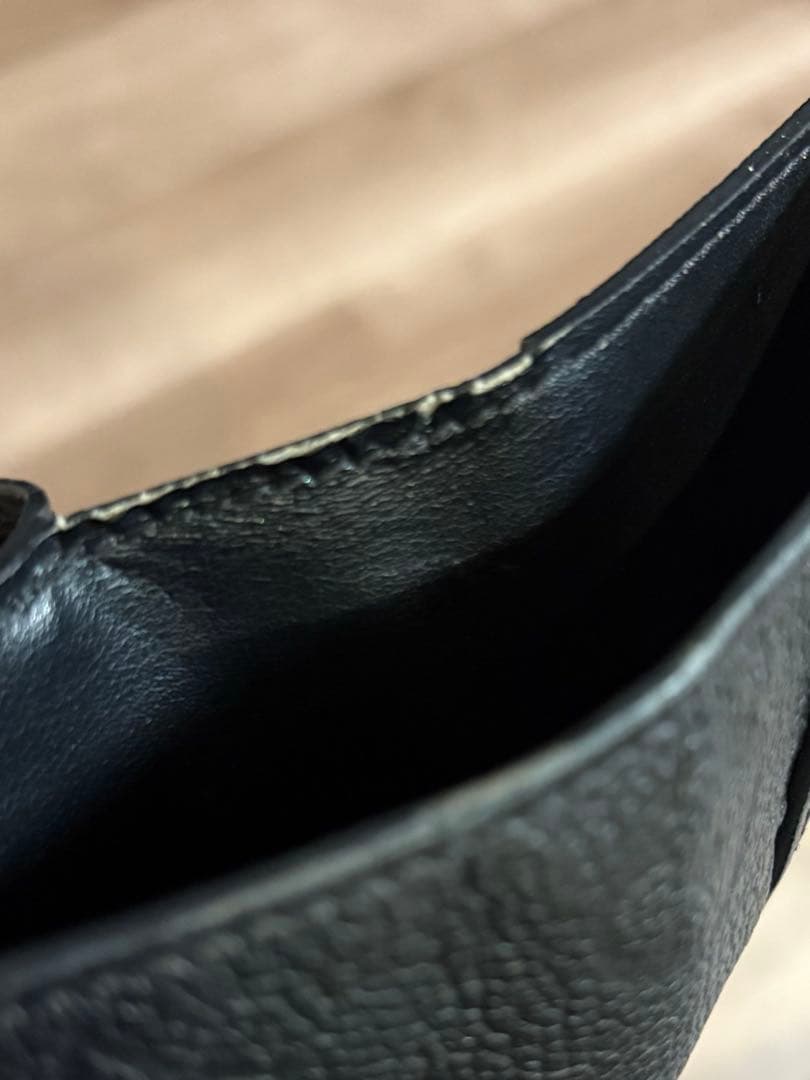 LOUIS VUITTON ブラック 二つ折り財布