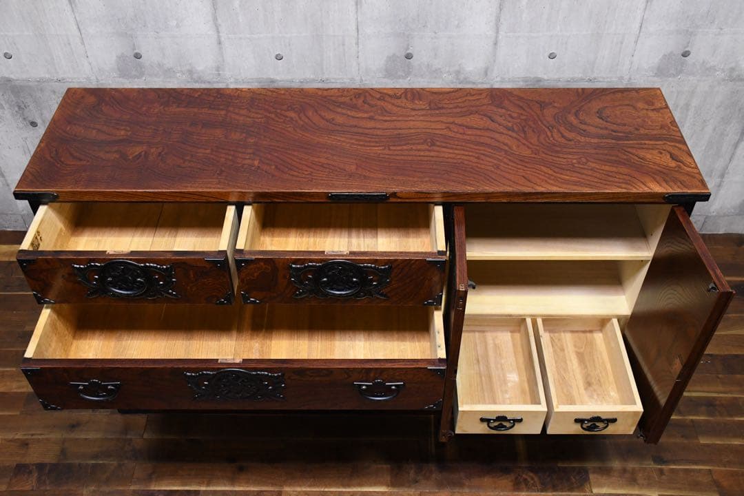 EHK42 岩谷堂箪笥 菊幸 焼印 横長タンス 鍵付き 整理タンス 伝統工芸 欅