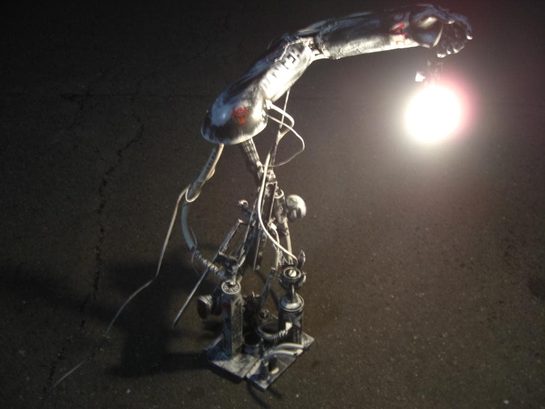 フロアライト照明 ランプ フューチャー アンティーク メカ サイボーグ マネキン