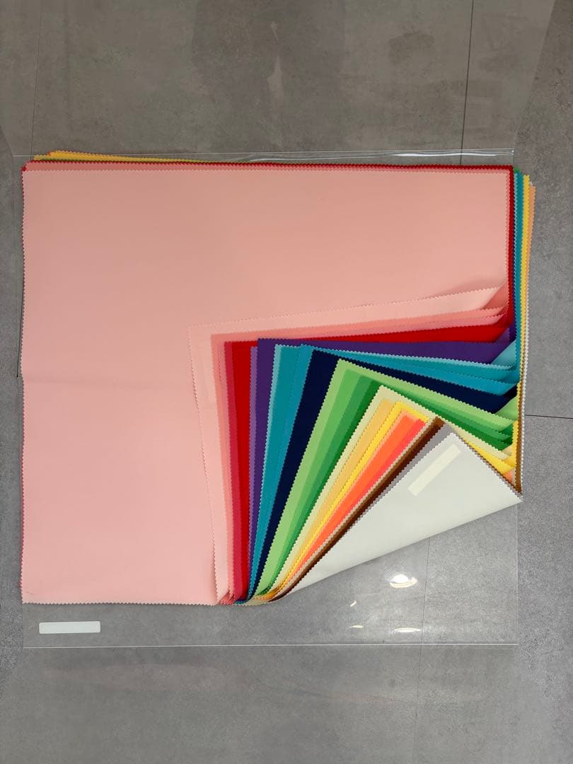 ケース付き、シール付きで便利！パーソナルカラー診断用ドレープ120色など