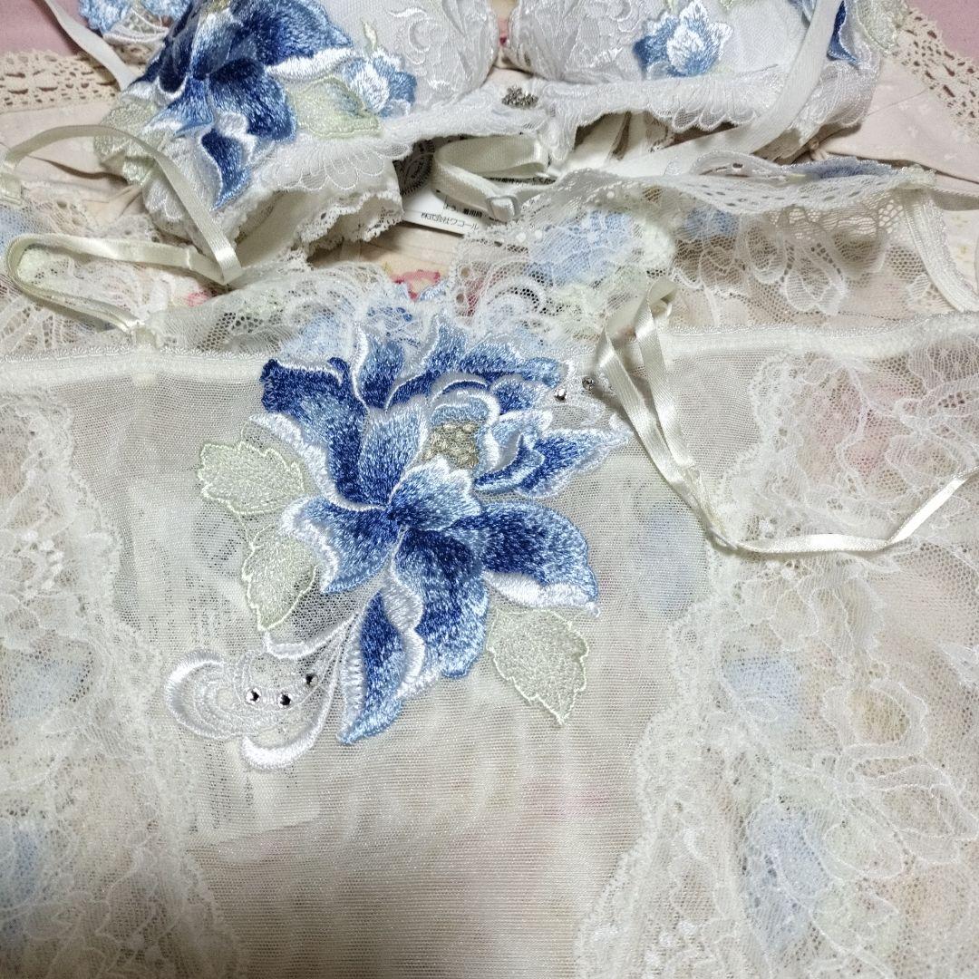 ほ*ぷ様 サルート迎賓の薔薇C70ブラジャー ショーツM キャミソールM 3点セ