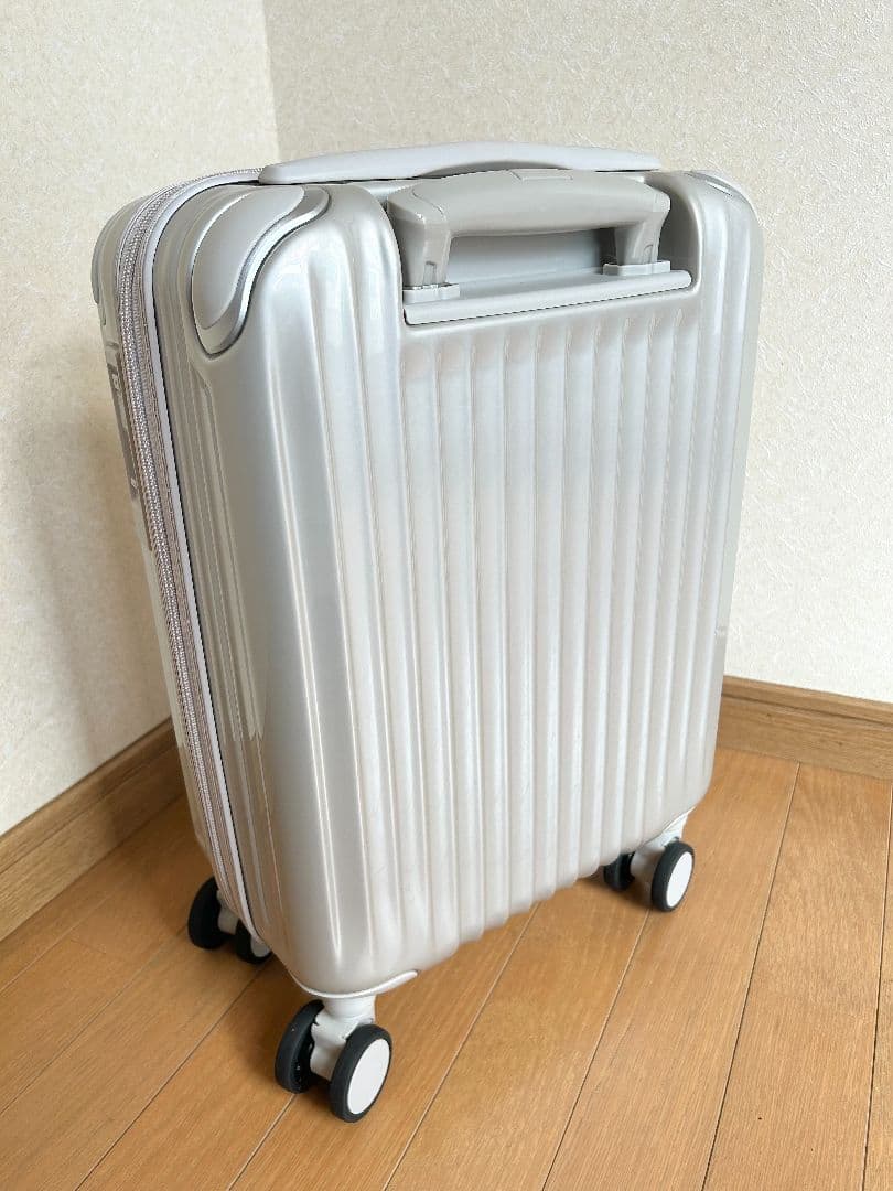 【美品✨️】CARGフロントオープンスーツケース　サテンゴールド 22L