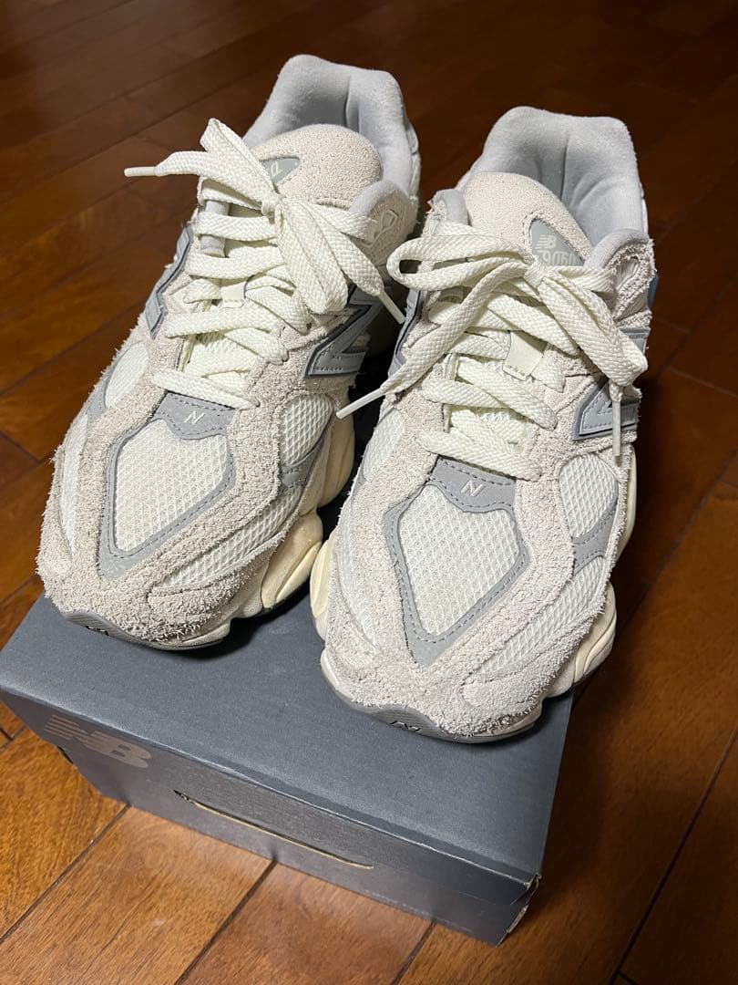 New Balance 9060 HSC ホワイト/グレー 24.5cm