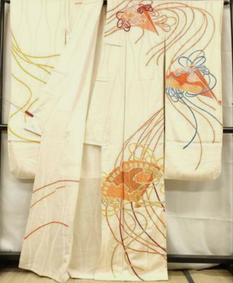 振袖フルセット6点サイズM〜Ｌ駒刺繍　束ね熨斗檜扇花文　金彩　正絹