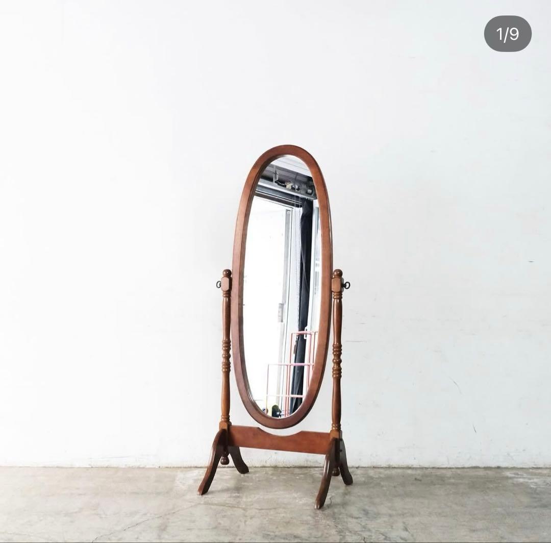 ろくろ脚のオーバルスタンドミラー　鏡