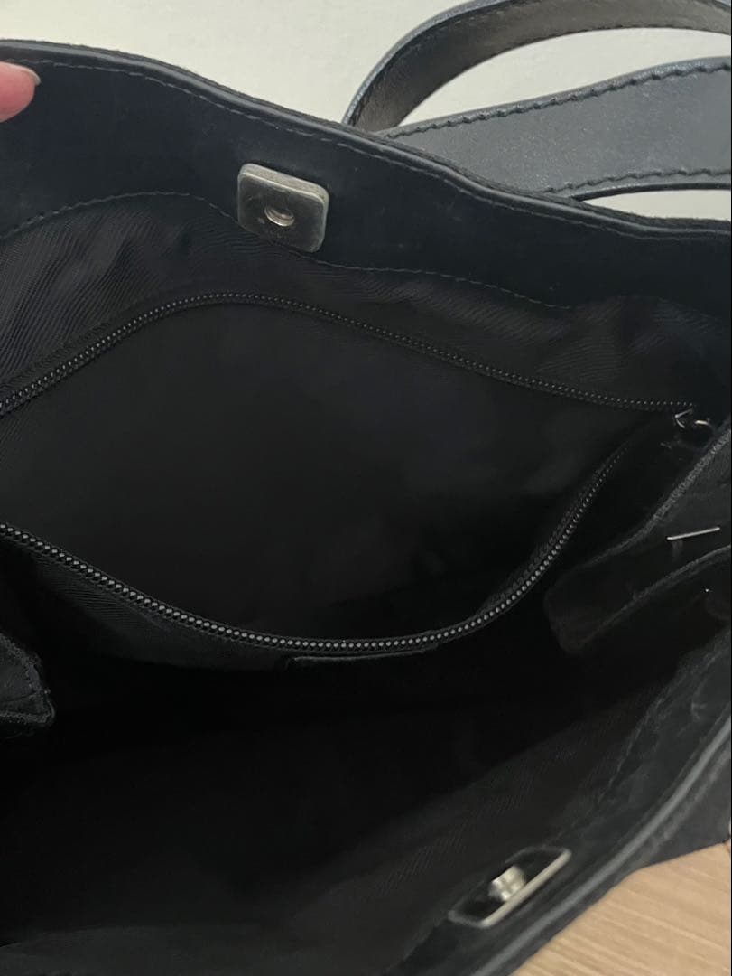 GUCCI GGキャンバス　トートバッグ　ブラック