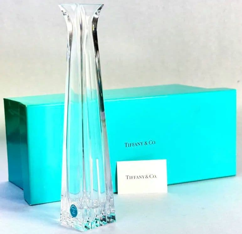 新品未使用 Tiffany 一輪挿し フラワーベース 花瓶 花器
