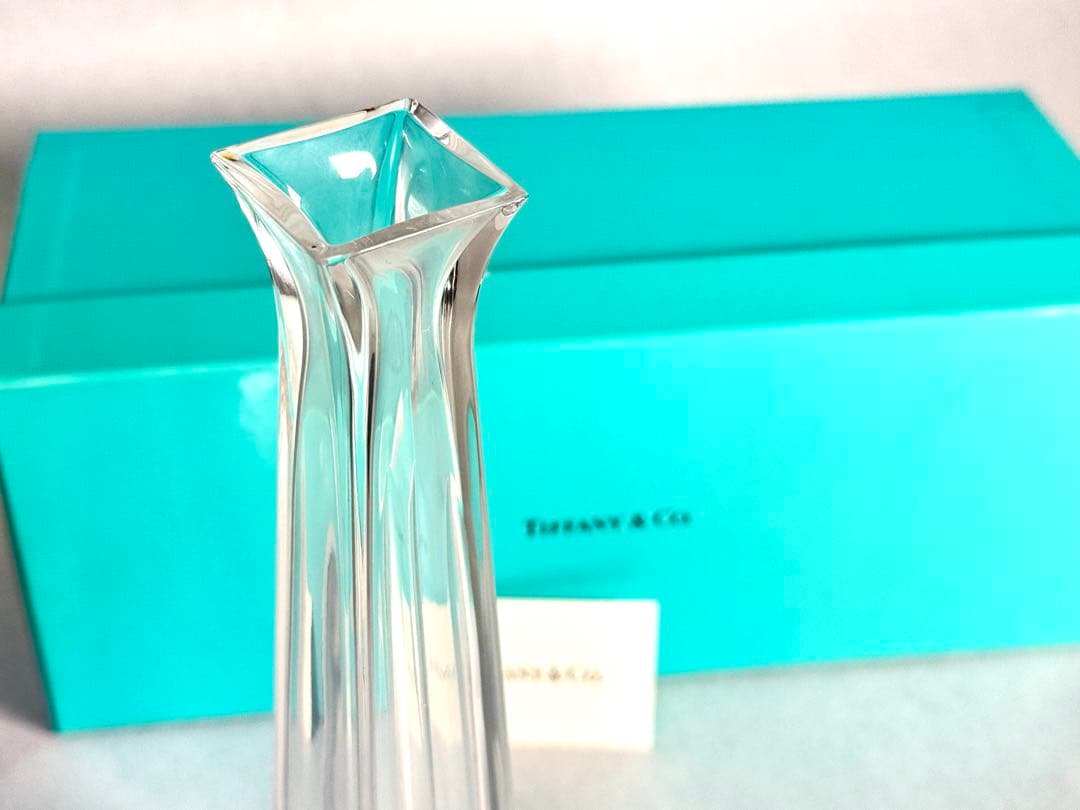 新品未使用 Tiffany 一輪挿し フラワーベース 花瓶 花器