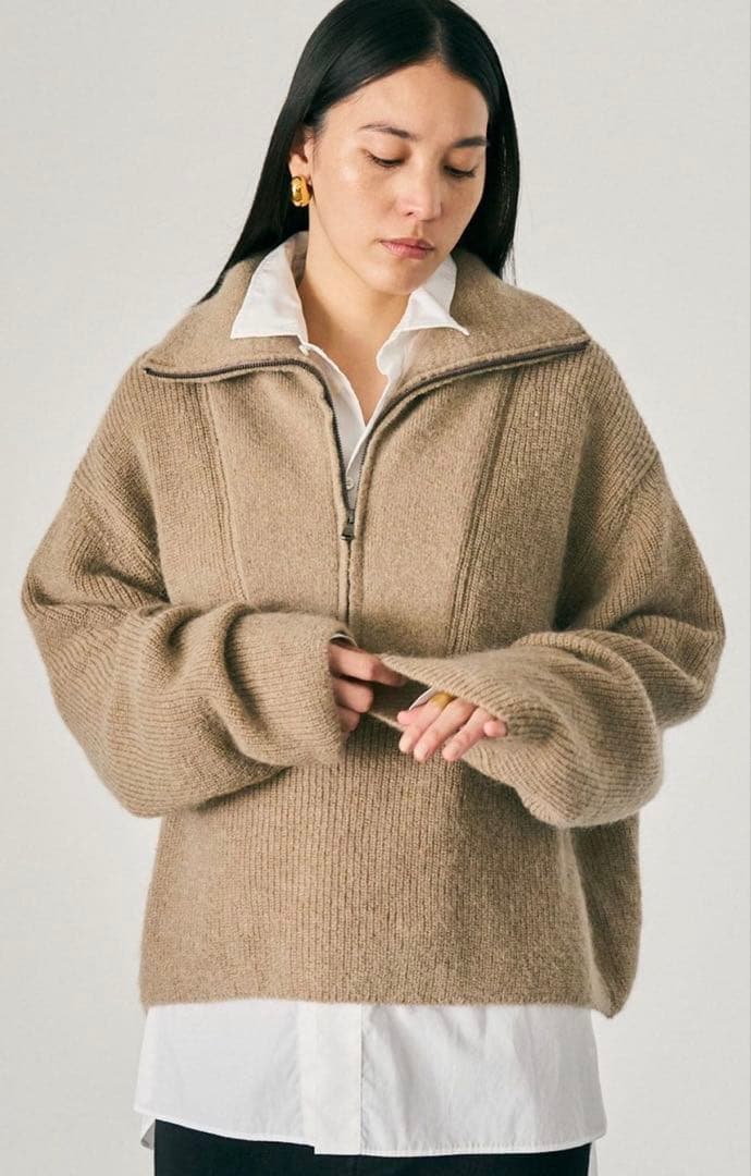 トゥルリーニットベージュ