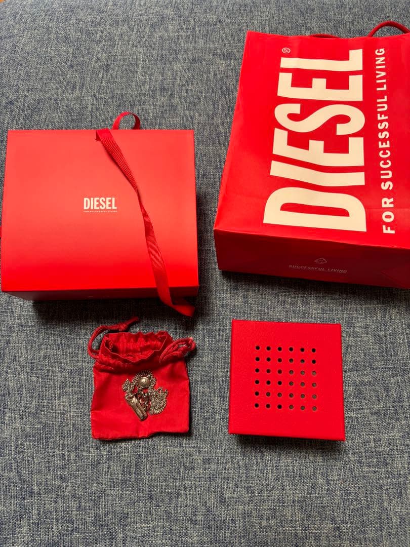 DIESEL シルバー ネックレス ポーチ付き
