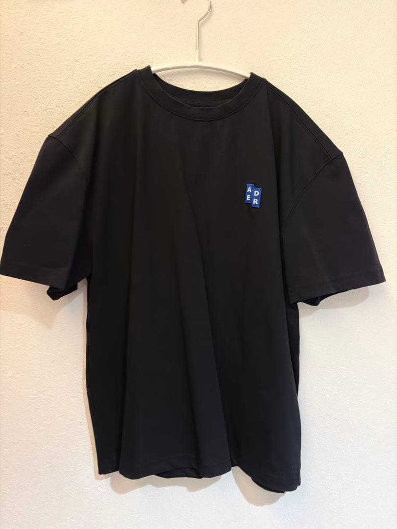 【ほぼ未使用】 ADERERROR Sig; BL Tag Tシャツ