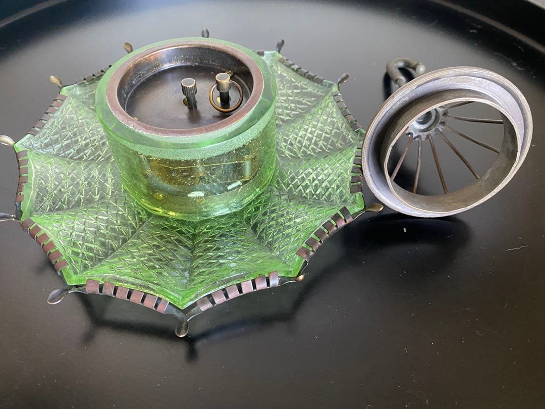 アンティーク時計　置き時計　ガラス　骨董　アンティーク　時計