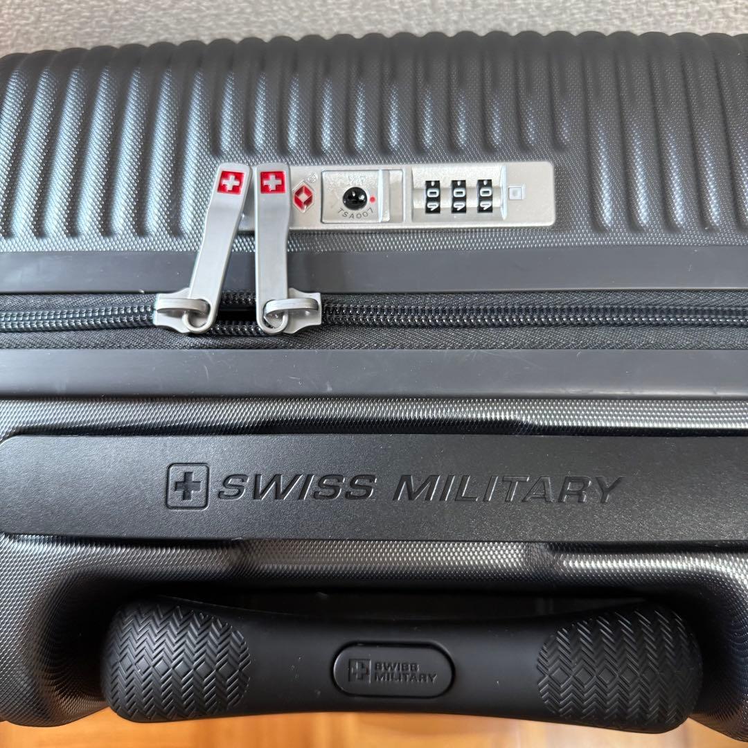 【展示品】SWISS MILITARY 機内持ち込みサイズ　キャリー　38.5L