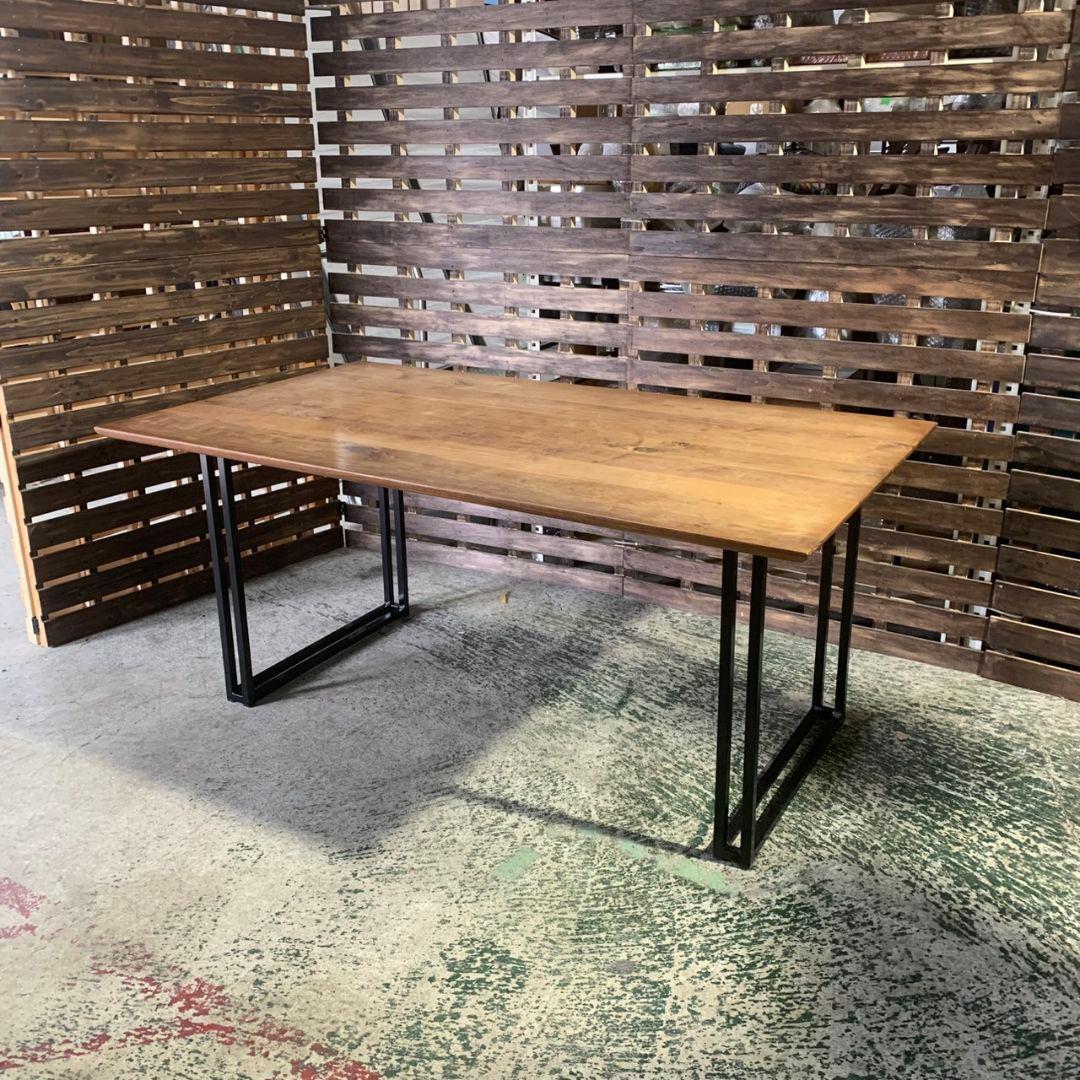 J683R 関家具 鉄脚テーブル ダイニングテーブル 木製天板 アイアン