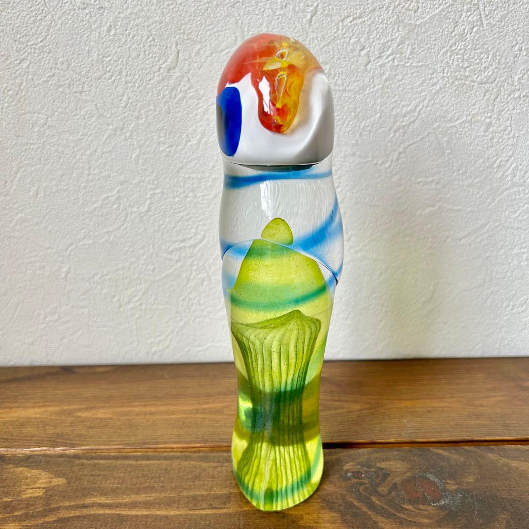 ken　シェル・エングマン カラフルな\"The Eye\"の彫刻 コスタボダ