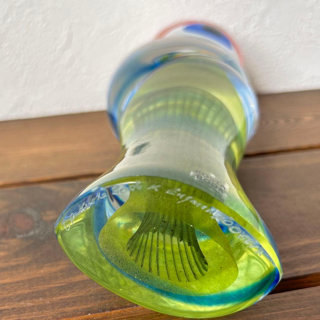 ken　シェル・エングマン カラフルな\"The Eye\"の彫刻 コスタボダ