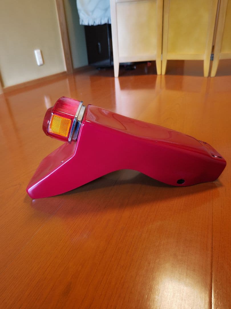 CB400F FRP リア、フロントフェンダーセット　テールランプ、備品付き