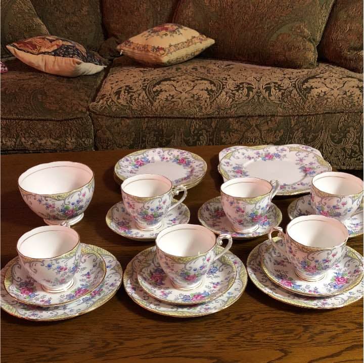 A.B.J CRAFTON STRATHMORE ティーセット