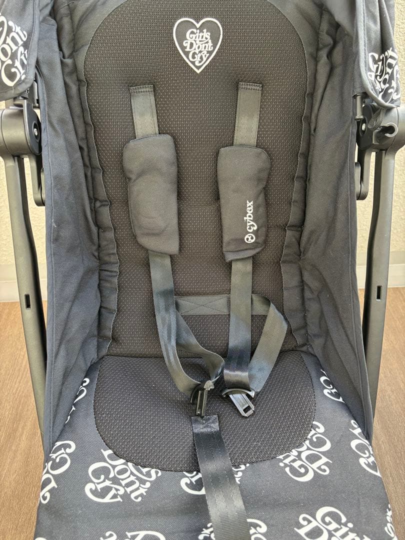 Cybex サイベックスLIBELLE リベラ Girls Don't Cry