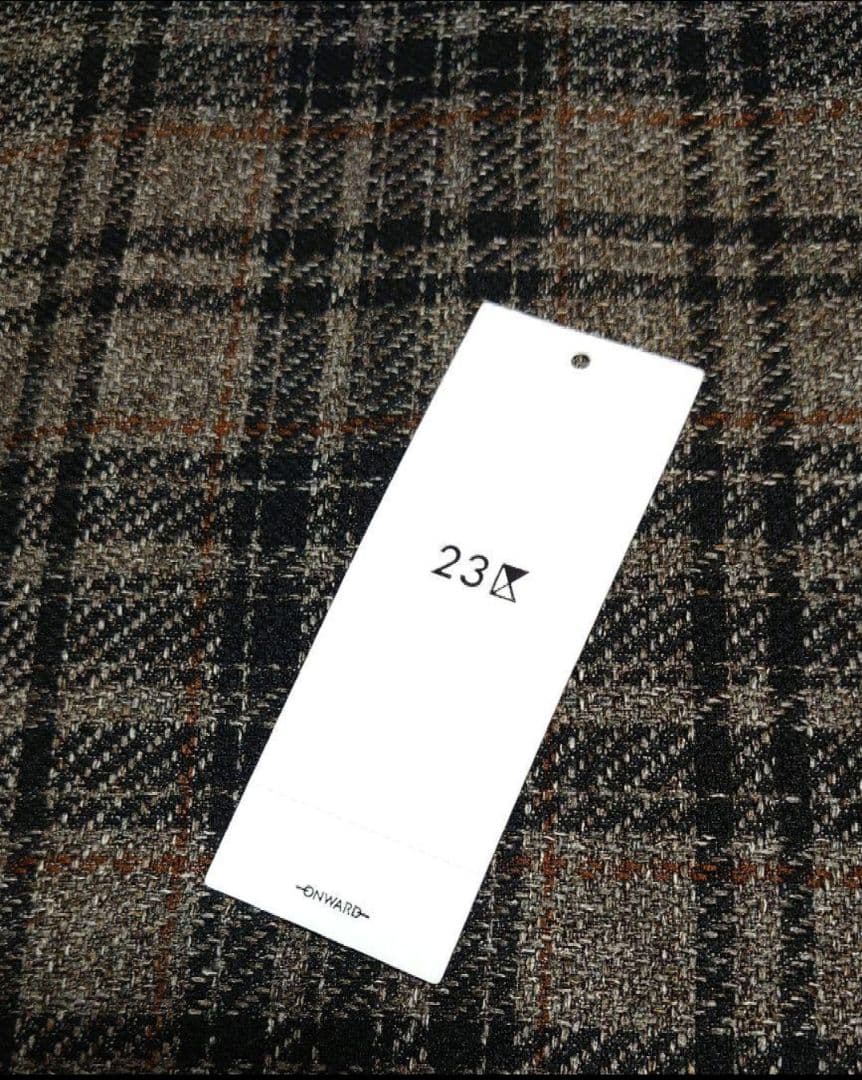 ２３区新品✨️ツイーディエトワールブラウス　カットソー　Tシャツ　iCBダントン