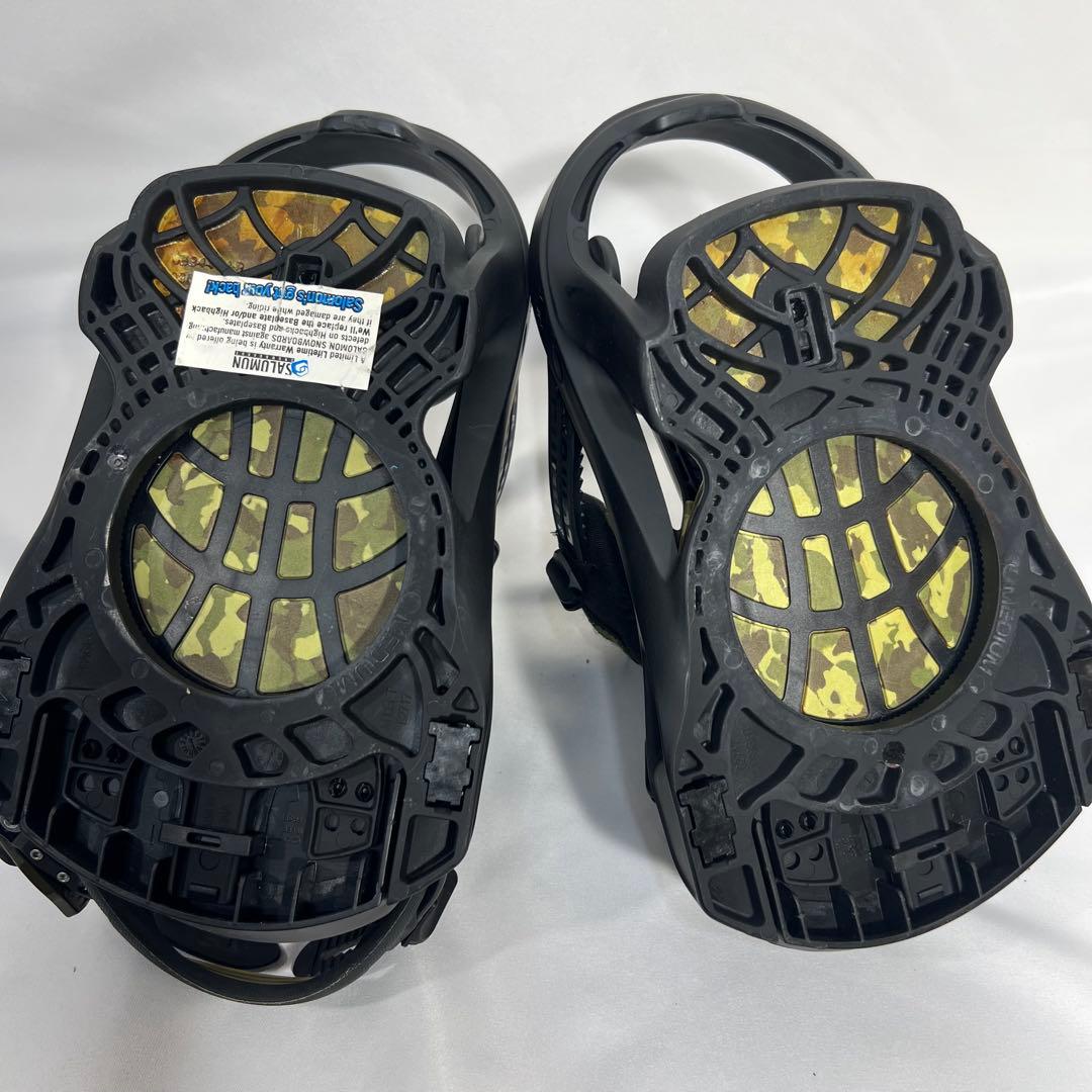 美品　SALOMON　BINDING スノボ　ビンディング　迷彩