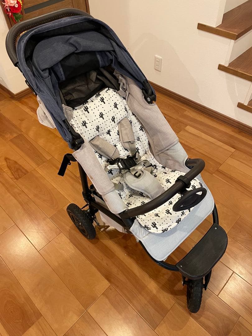 エアバギー ココプレミア　デニム生地　折りたたみベビーカー