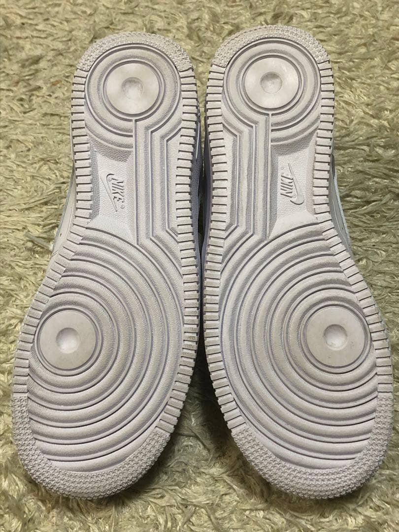 未使用級　極美品　ナイキ　エアフォース1 07 白　ホワイト　24.5cm