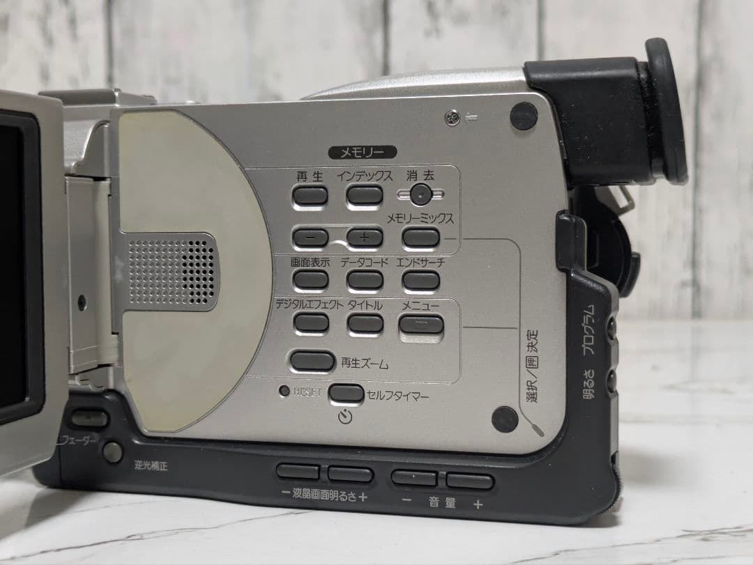 ② SONY　DCR-TRV20　MiniDV対応