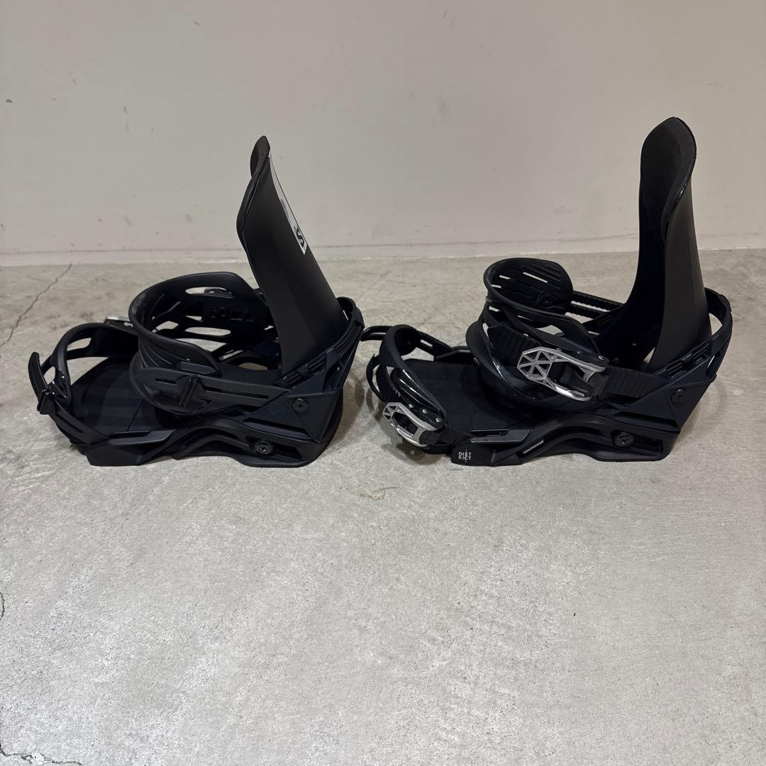 SALOMON DISTRICT 22-23モデル　mens Mサイズ