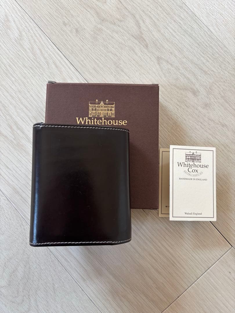 エルホワイトハウスコックス S1975 コンパクト二つ折財布革手入れセット