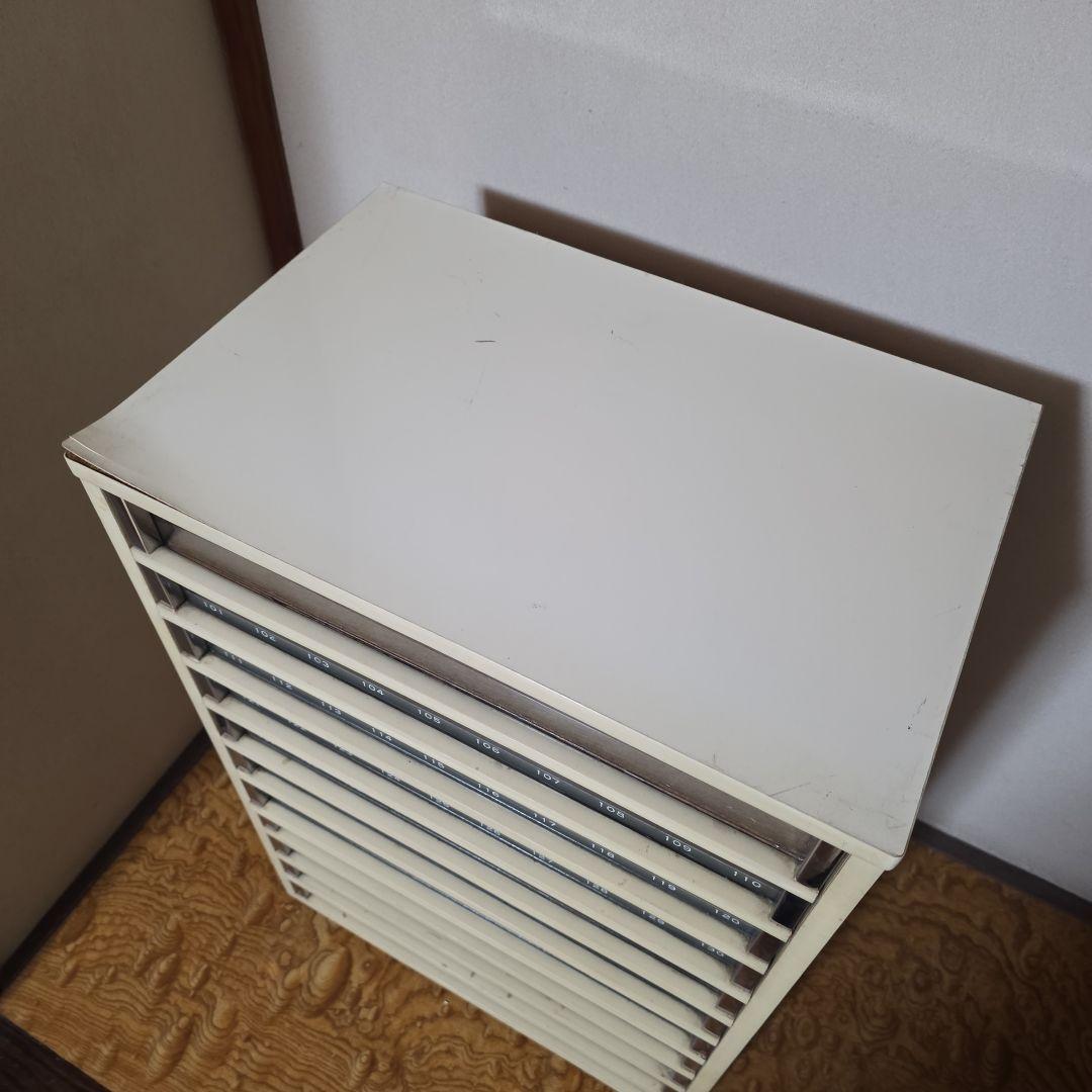 木製ミシン糸ラック　ニット用　レジロン　ミシン糸　②