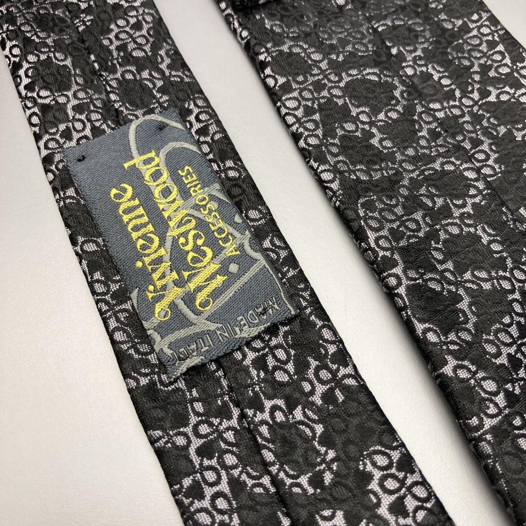 【希少】ヴィヴィアンウエストウッド　スクイグル柄　総柄スリムネクタイ　ナロー