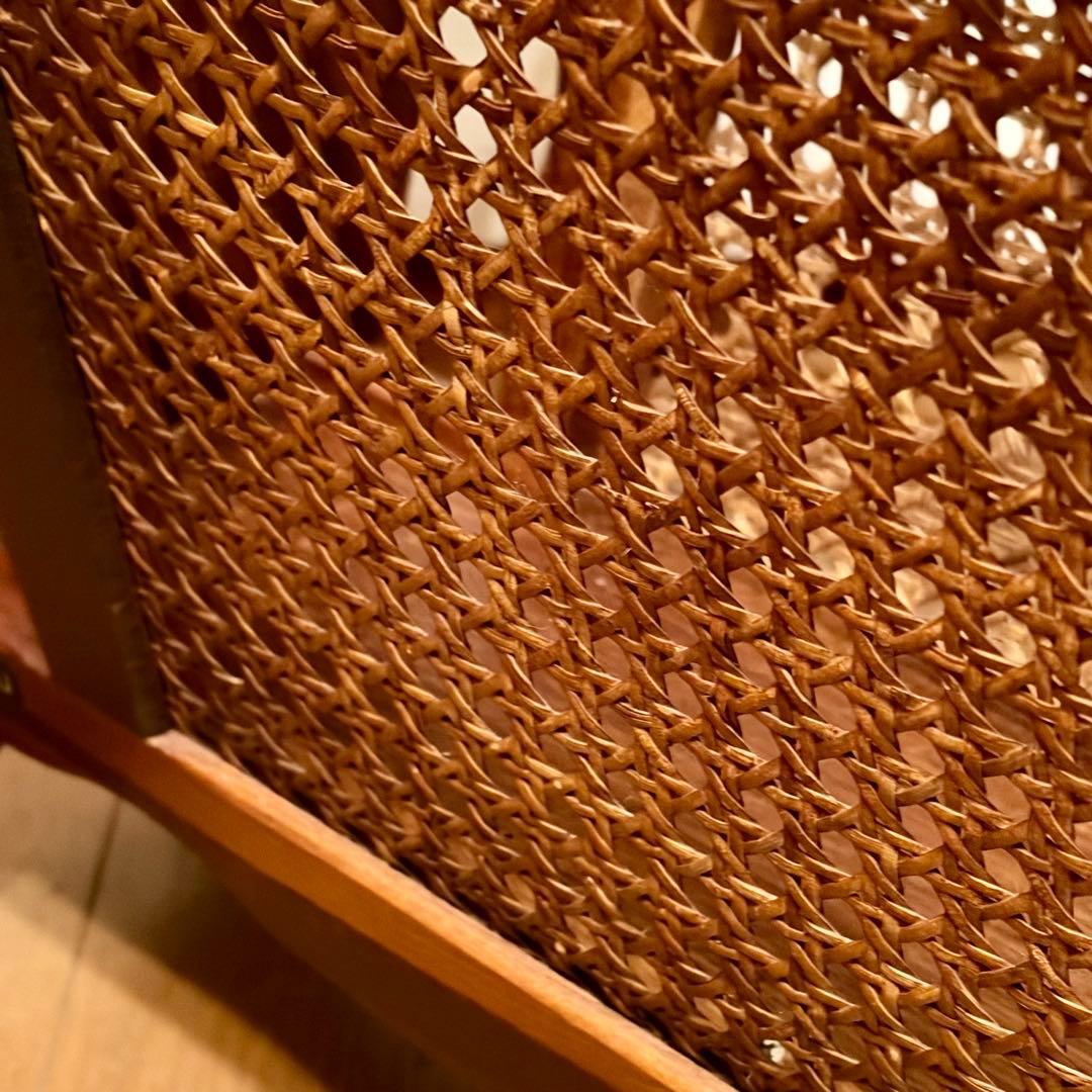 【karimoku】\"コロニアル\"マガジンラックAC0101NK