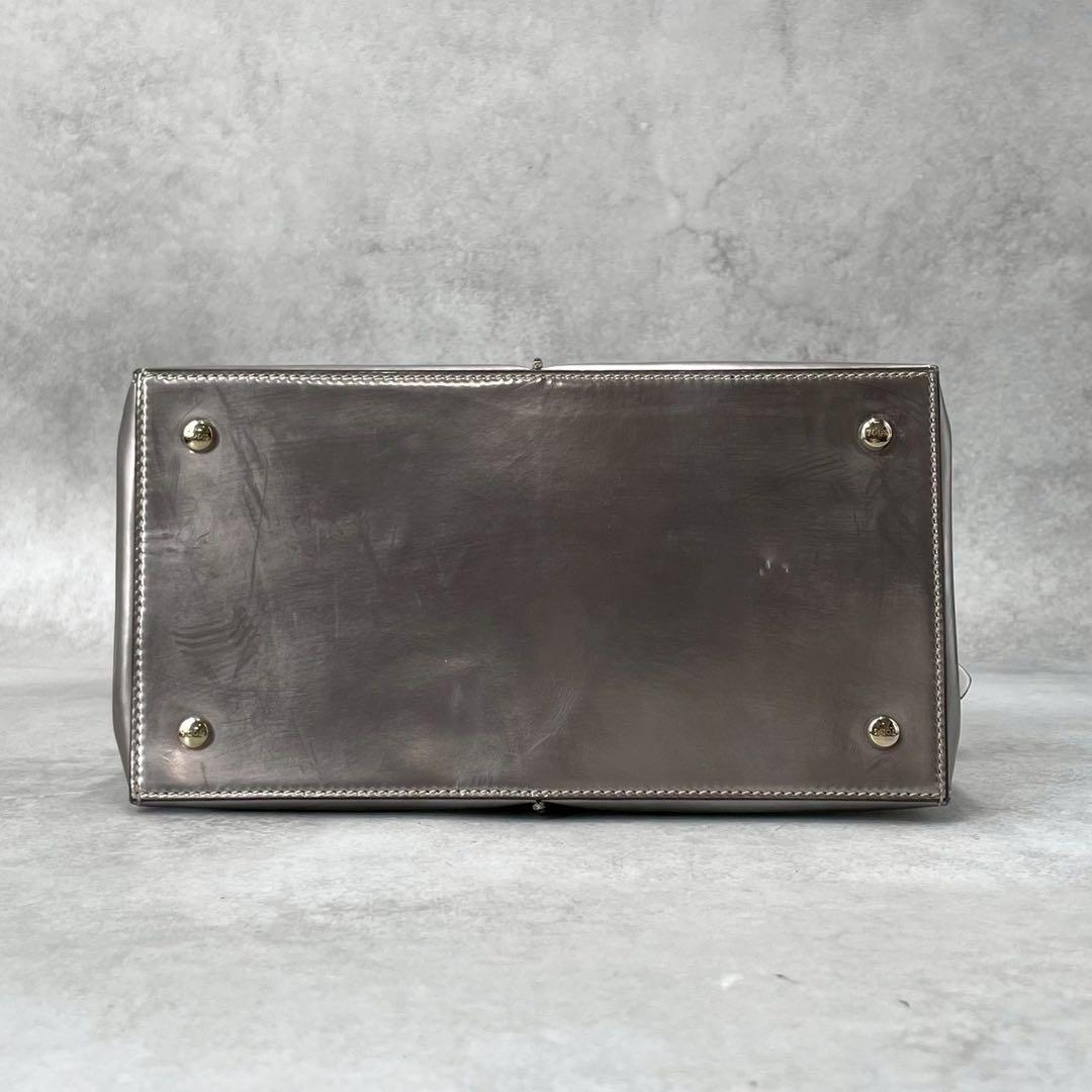 美品　トッズ　dバッグ　エナメル　2wayトートバッグ