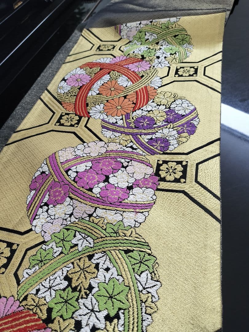 A898★逸品‼️手毬模様‼️テーブルランナー2m17cm