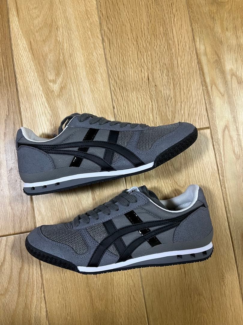 【Onitsuka Tiger】 オニツカタイガー　新品 Ultimate 25