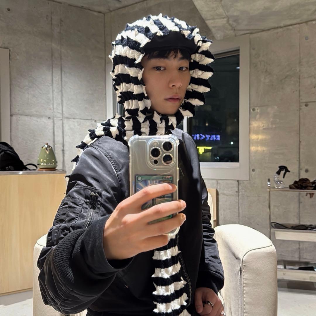 ꧁꧂ Saint James 棘マフラー