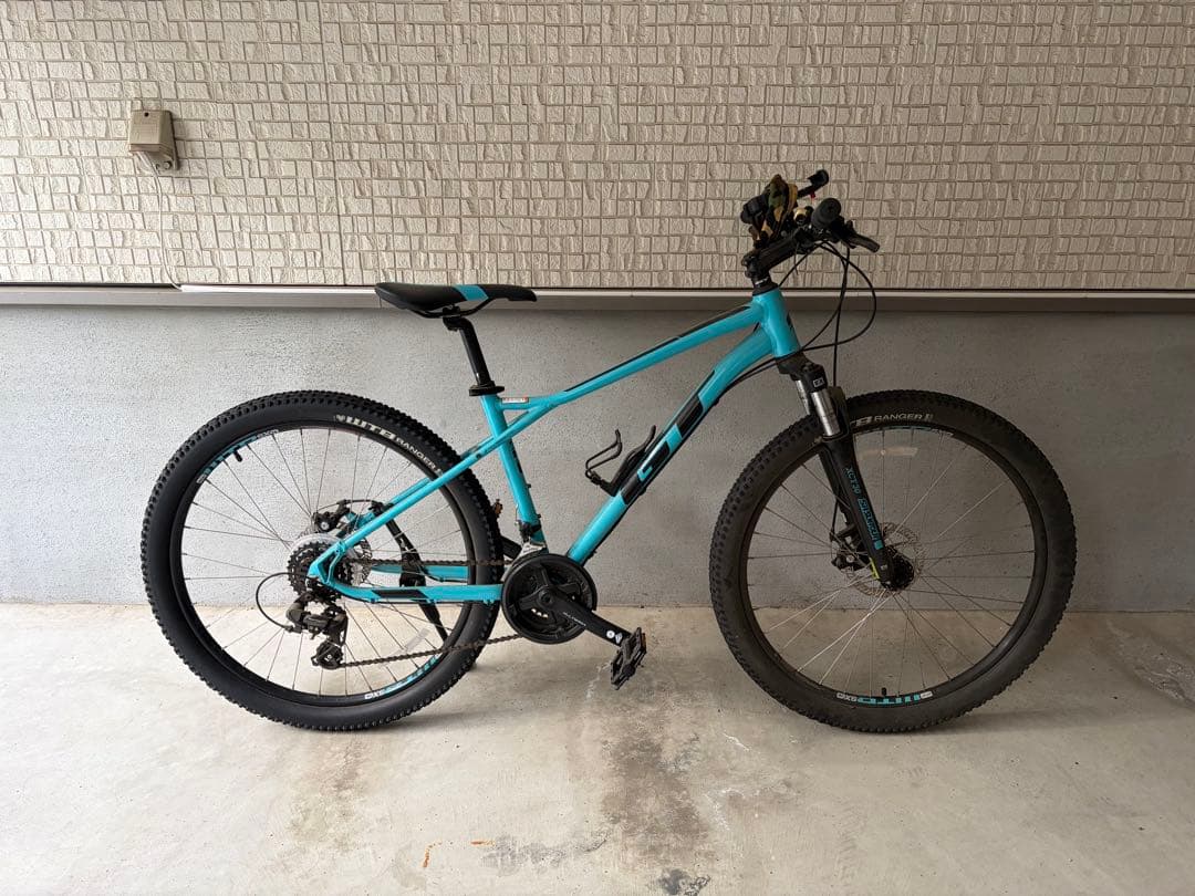 GT アグレッサー　27.5 50周年　マウンテンバイク 直接引き渡し希望