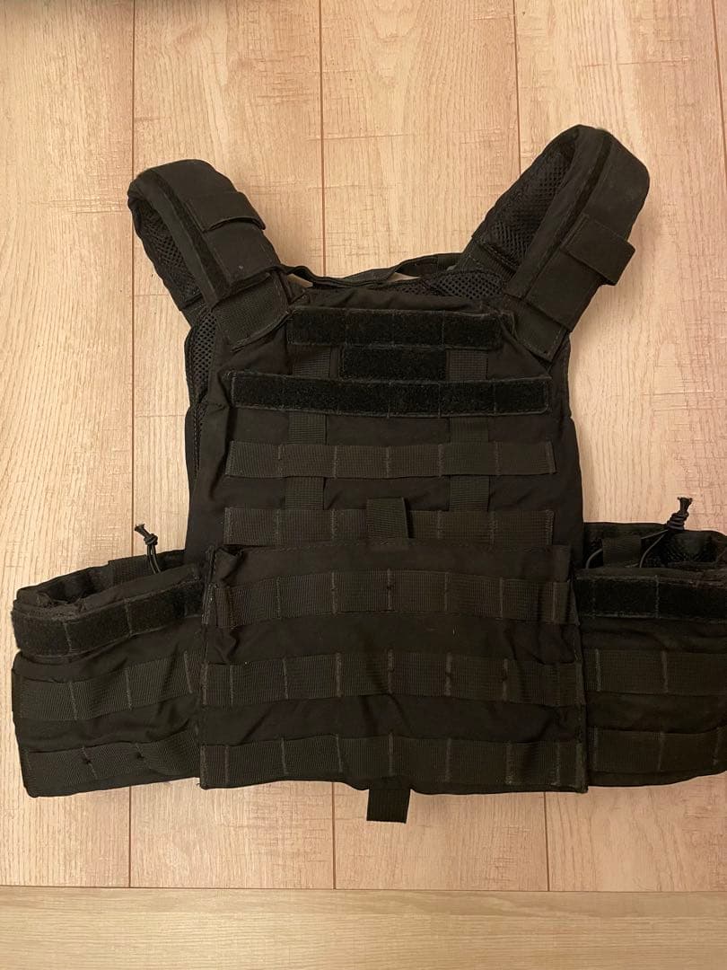 米軍放出品T3 Geronimo 2 プレートキャリア S22