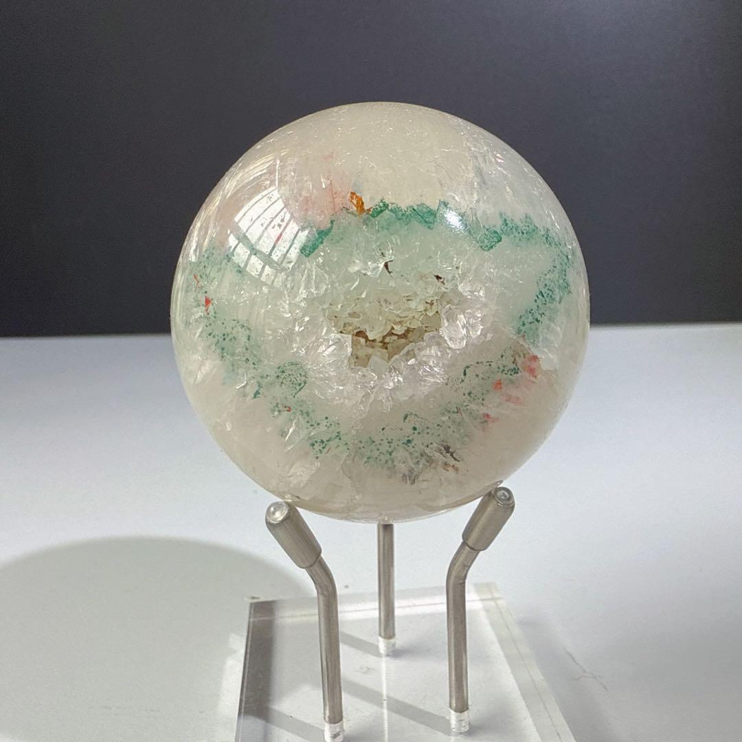 天然石水晶共生瑪瑙の笑い口　置物　スフィアNO.080703