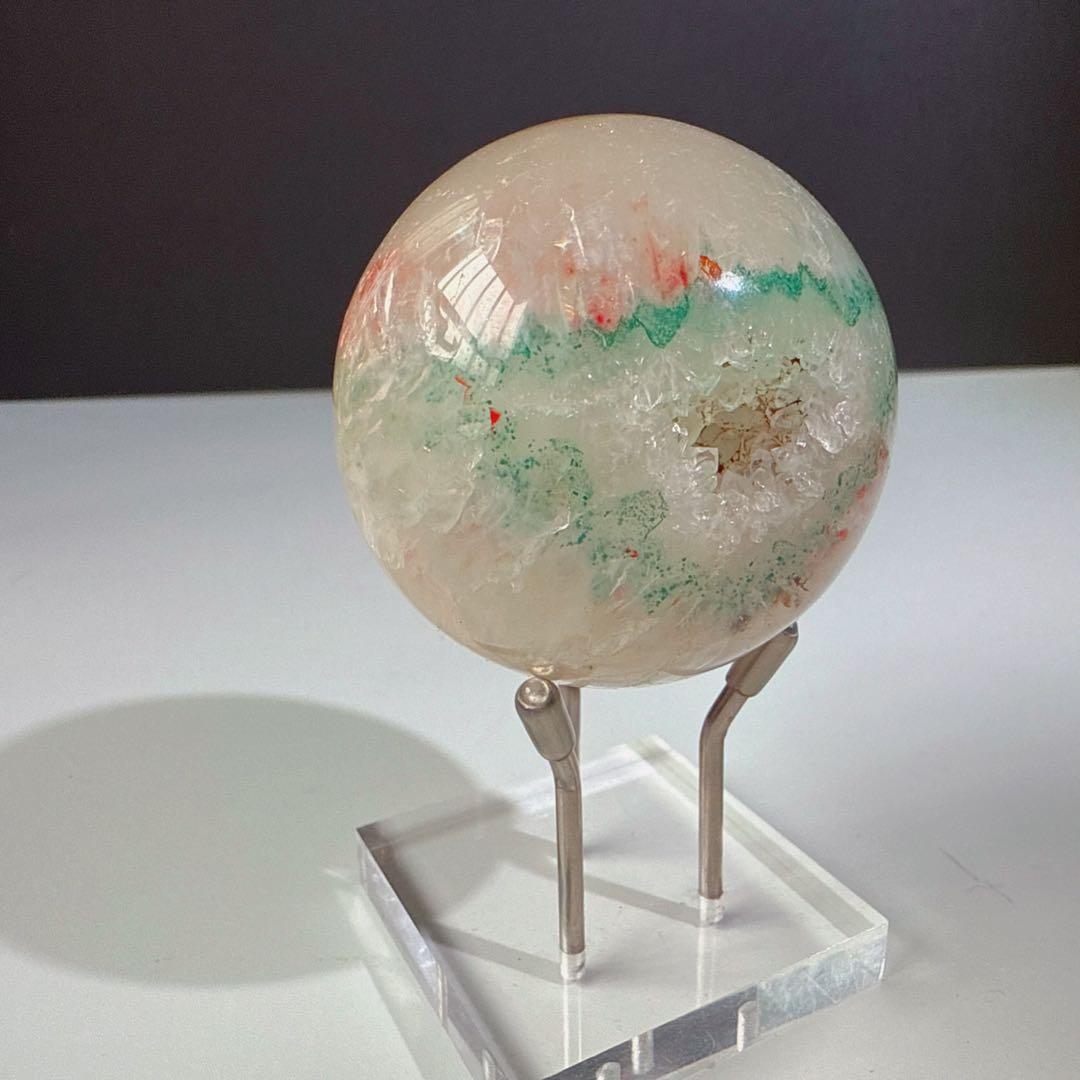 天然石水晶共生瑪瑙の笑い口　置物　スフィアNO.080703