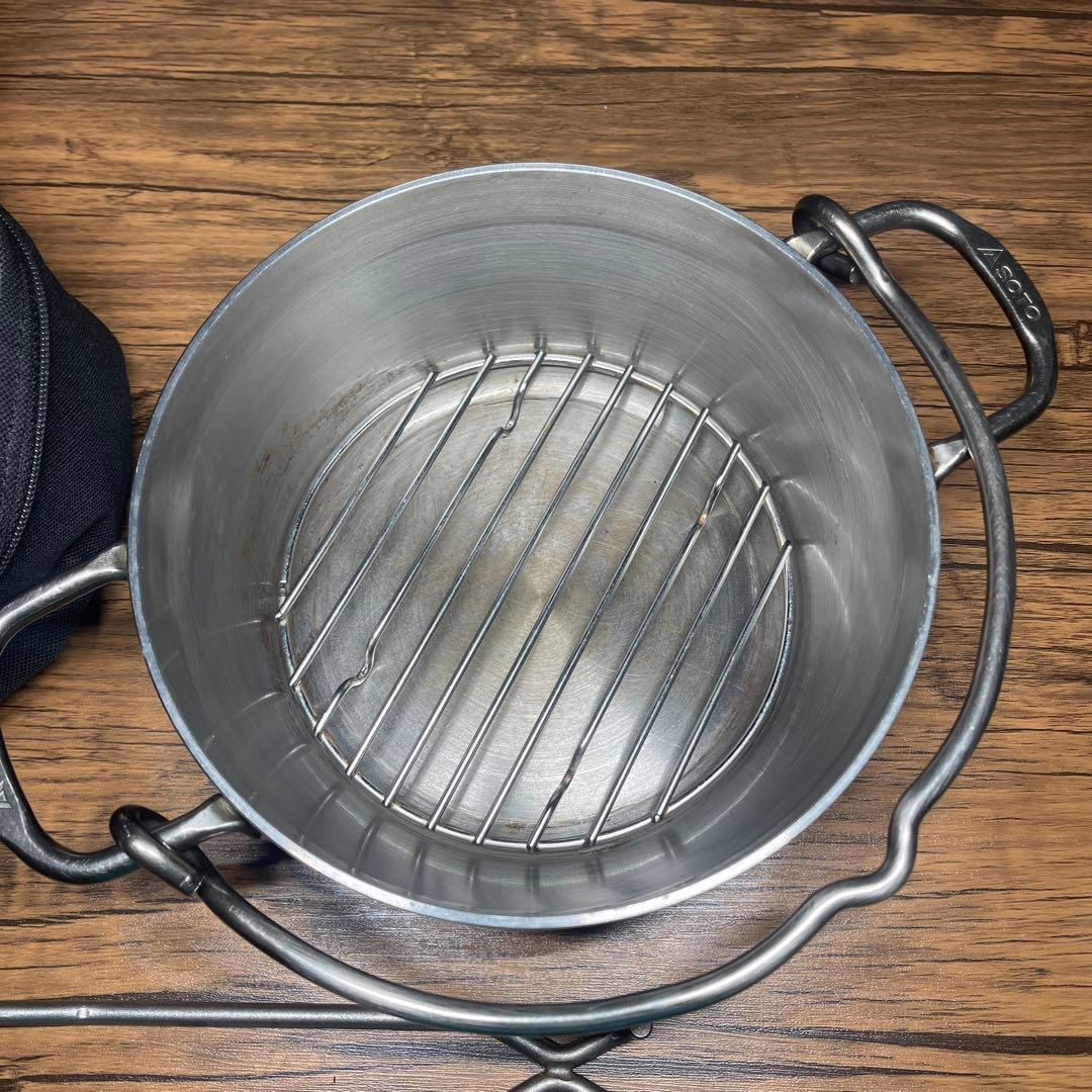 SOTO ダッチオーブン 8インチ 収納バッグ、純正リフター付き