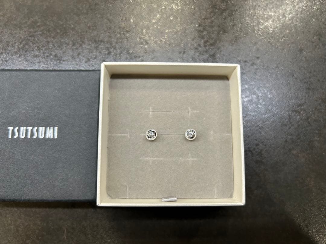 ツツミ　プラチナダイヤモンドピアス　PT900 美品　最終値下げ