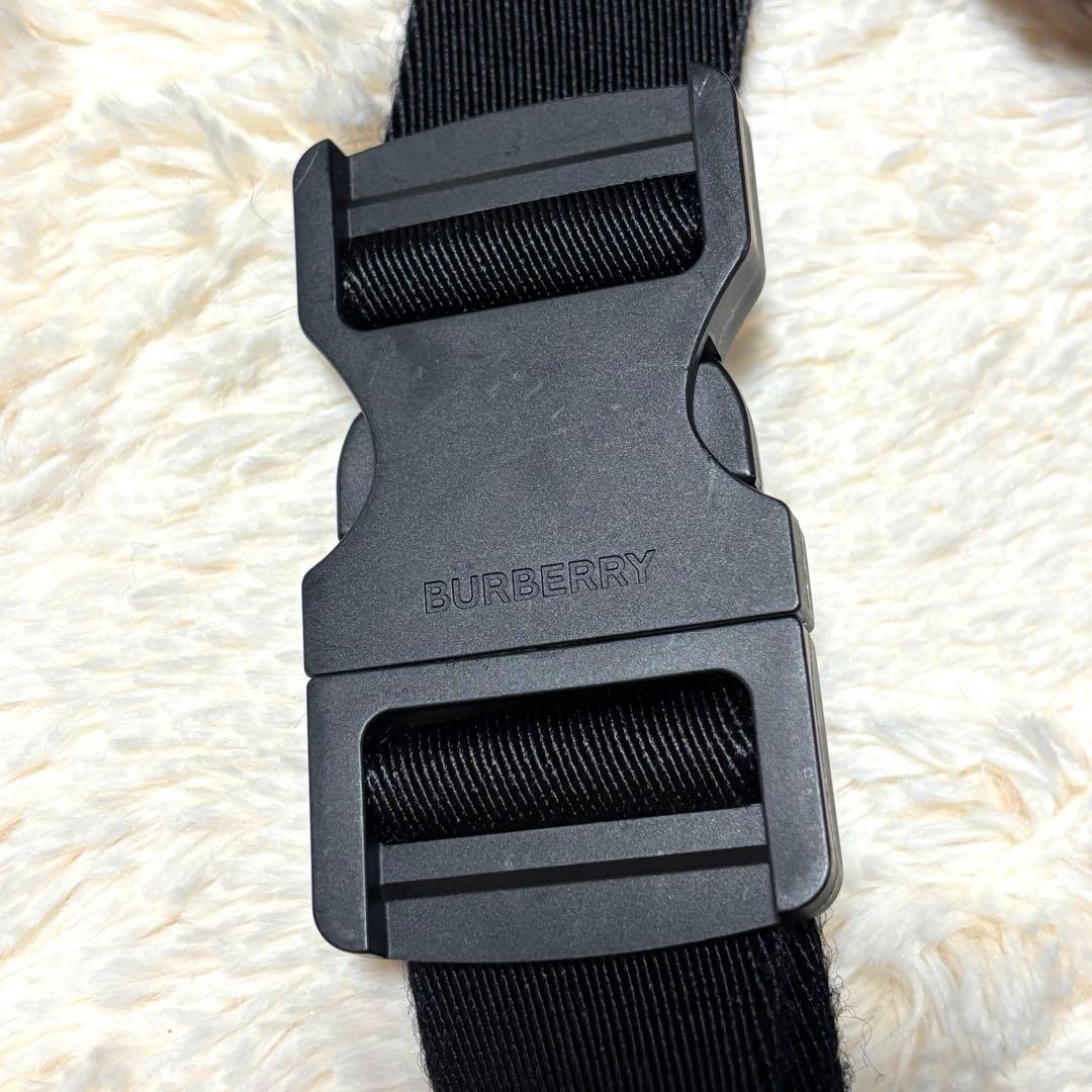 極美品 バーバリー ボディバッグ サコッシュ 黒 ロゴ ユニセックス