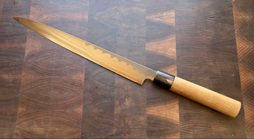 堺打刃物　紋鍛錬　青鋼　柳刃　9寸　270mm 包丁　和包丁　研ぎ済　水牛朴柄