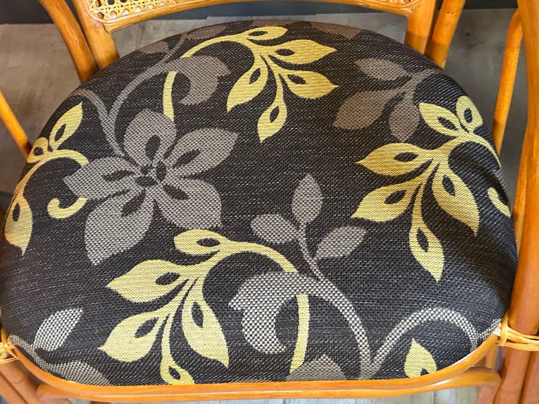 超美品　ラタン　籐　アームチェア　ミドルチェア　ローチェア　肘付椅子　艶感 2脚